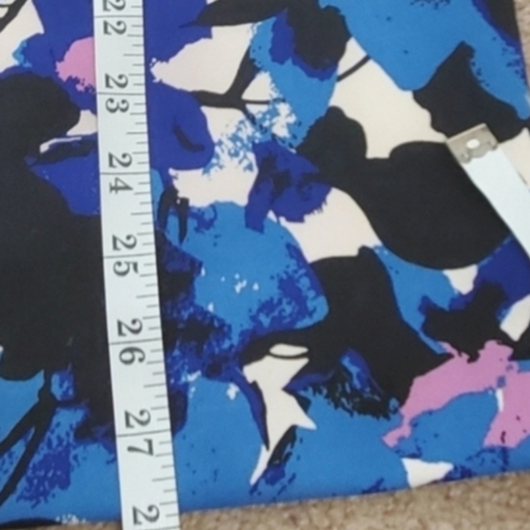 Worthington Blue Purple Abstract Black Skirt 16 NWT - Picture 4 of 7